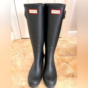 Hunter boots size 9